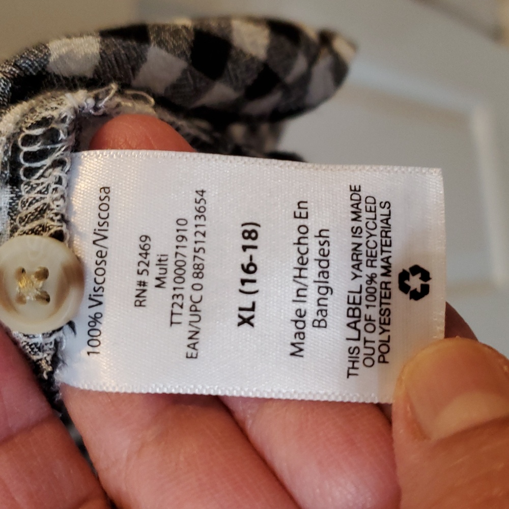 Black and White Checkered Sleeveless Top Time N Tru XL - Picture 3 of 3